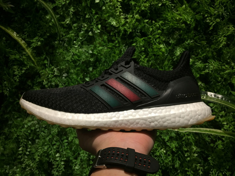 Adidas Ultra Boost 2.0 Triple Black Gucc BB3909